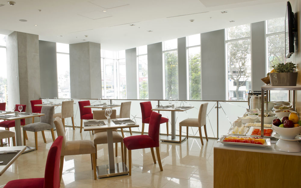 Ramada Encore By Wyndham Lima San Isidro Exterior photo